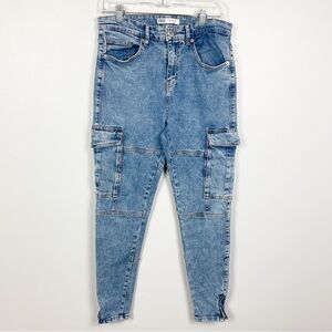 ZARA Women’s High Rise Cargo Jeans – Size 32